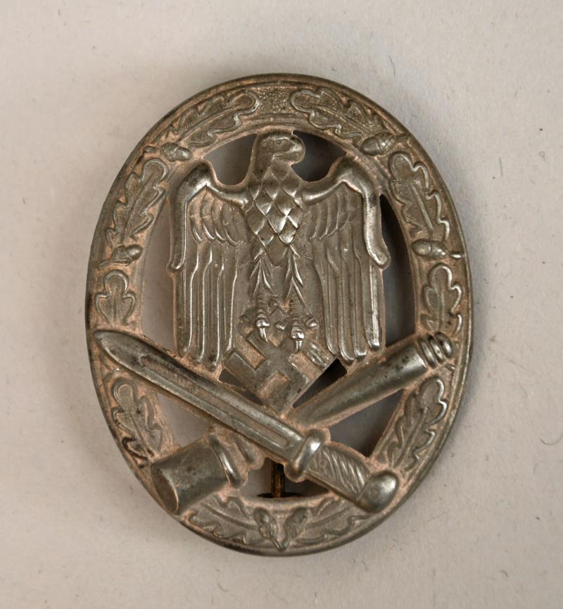 GERMAN WWII GENERAL ASSAULT BADGE IN SILVER.