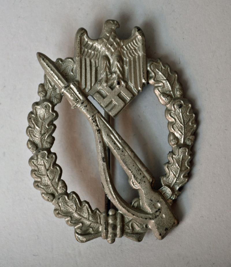 GERMAN WWII INFANTRY ASSAULT BADGE