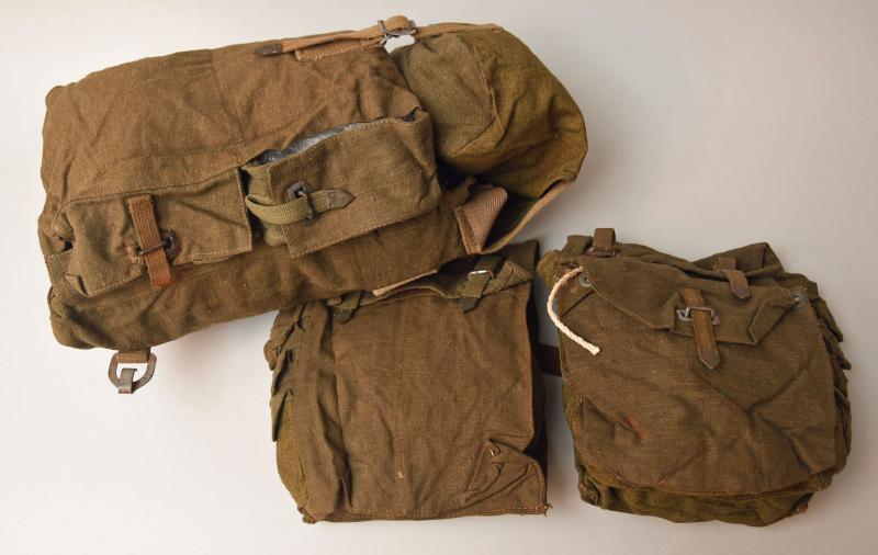 GERMAN WWII ARMY ENGINEERS THREE PART PACK SET.