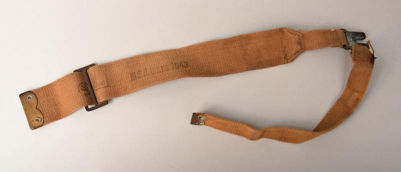 BRITISH WWII 1937 L PACK STRAP RIGHT HAND SIDE ONLY.
