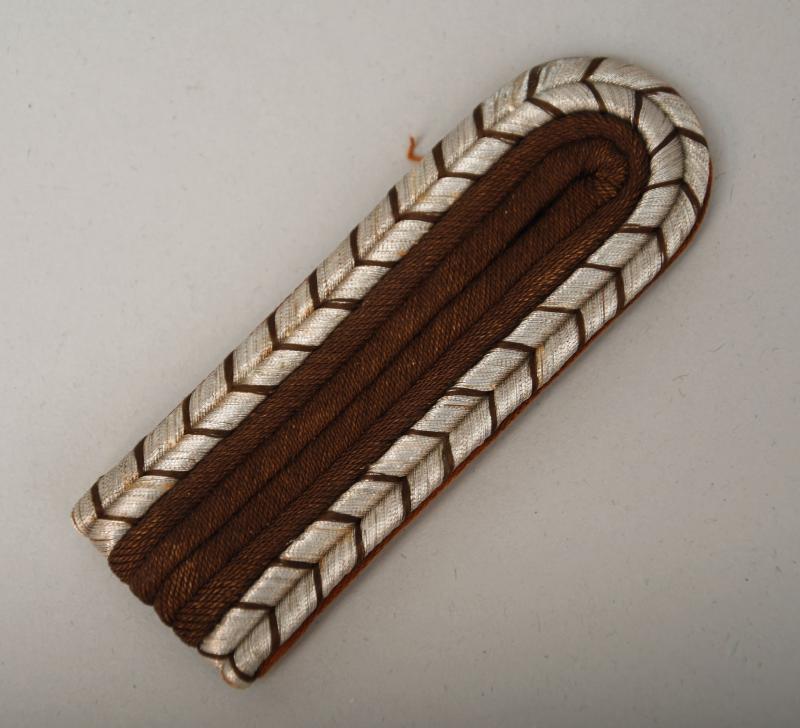 GERMAN WWII OBERWACHTMEISTER OF POLICE SHOULDER BOARD.