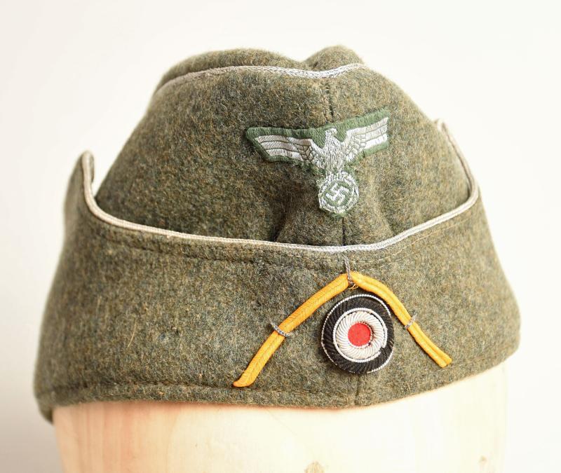 GERMAN WWII CAVALRY OFFICERS OVERSEAS CAP.