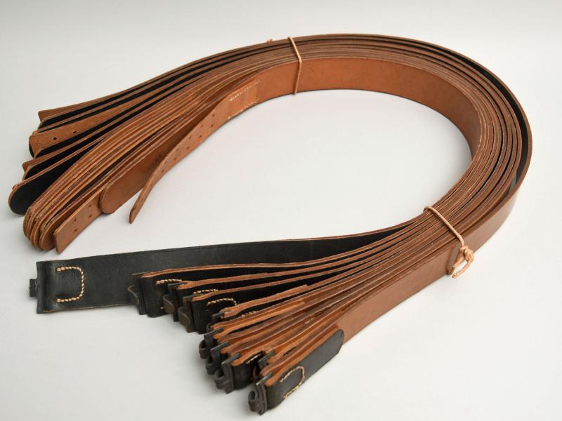 GERMAN WWII LEATHER COMBAT BELTS, MINT.