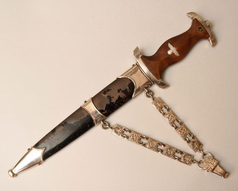 GERMAN WWII NSKK CHAINED OFFICERS DAGGER.