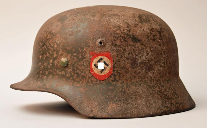 GERMAN WWII DOUBLE DECAL SS HELMET.