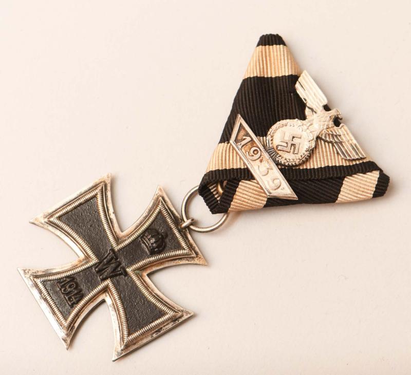 GERMAN WWII BAR TO THE IRON CROSS SECOND CLASS OF WWI.