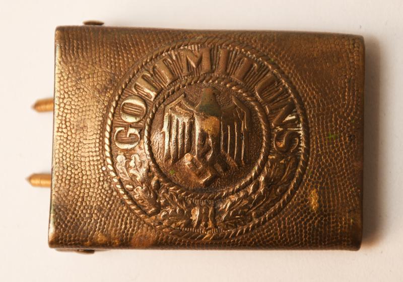 GERMAN WWII KRIEGSMARINE ENLISTED RANKS BUCKLE IN GILDED STAMPED STEEL.