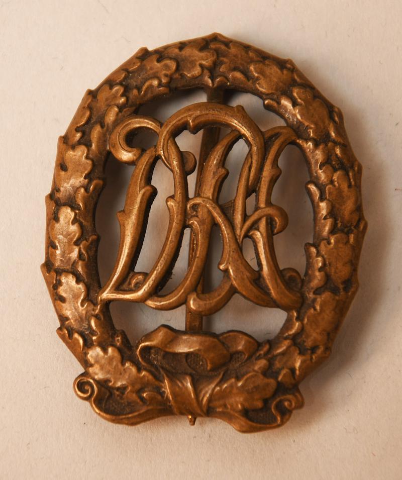 GERMAN WWII DRL BADGE WITHOUT SWASTIKA.