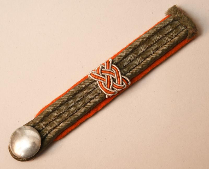 GERMAN WWII POSTSCHUTZ SHOULDER BOARD.