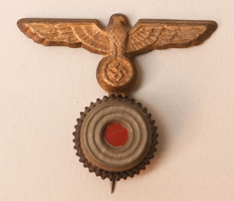 GERMAN WWII NAVY DECK CAP INSIGNIA.