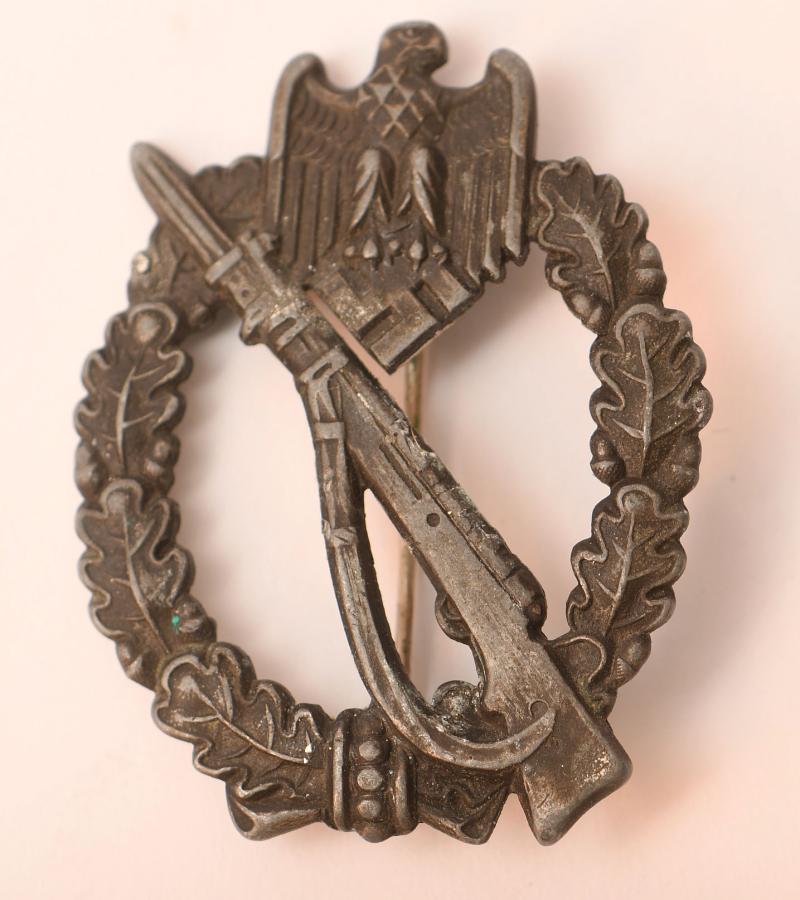 GERMAN WWII INFANTRY ASSAULT BADGE.