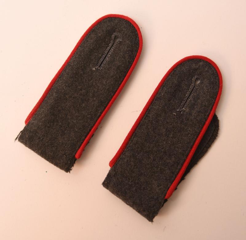 GERMAN WWII LUFTWAFFE FLAK ARTILLERY SHOULDER BOARDS.