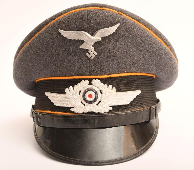 GERMAN WWII LUFTWAFFE FLIGHT SECTION CAP.