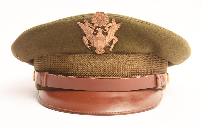 WWII US ARMY AIR FORCE OFFICERS VISOR CAP