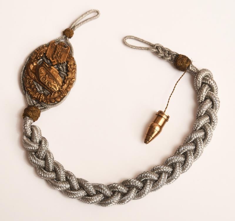 GERMAN WWII TANK MARKSMANSHIP LANYARD.