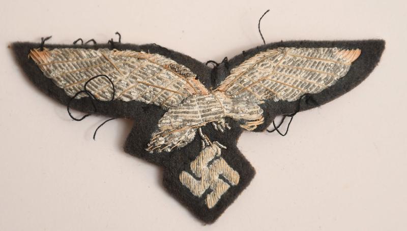 GERMAN WWII LUFTWAFFE OFFICERS BREAST EAGLE.