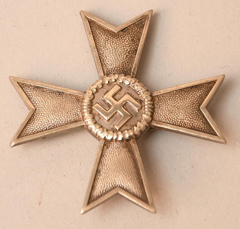 GERMAN WWII WAR MERIT CROSS 1ST CLASS WITHOUT SWORDS.