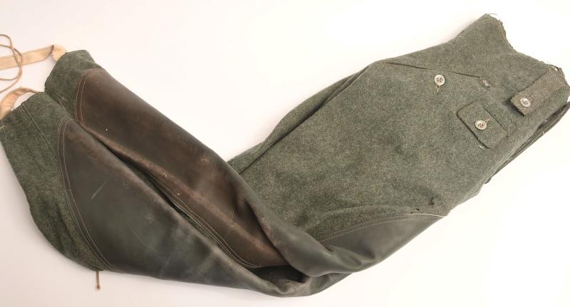 GERMAN WWII CAVALRY BREECHES.