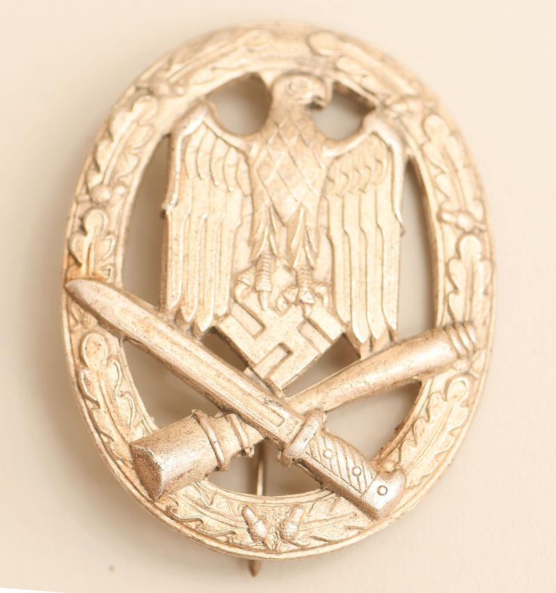 Regimentals | GERMAN WWII ARMED FORCES GENERAL ASSAULT BADGE IN SILVER.