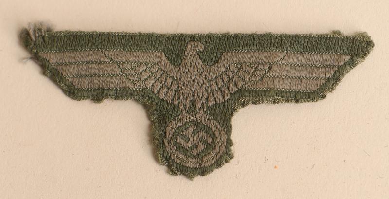 GERMAN WWII ARMY OVERSEAS OR M 43 BEVO CAP EAGLE.