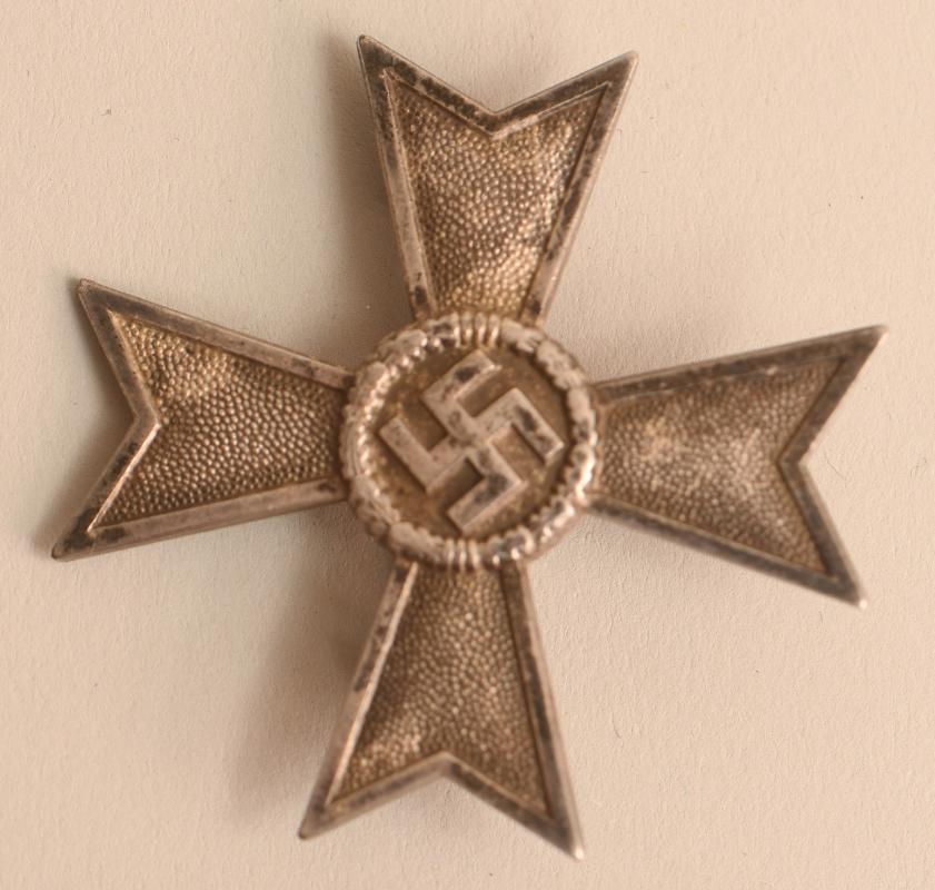 GERMAN WWII WAR SERVICE CROSS FIRST CLASS WITHOUT SWORDS.