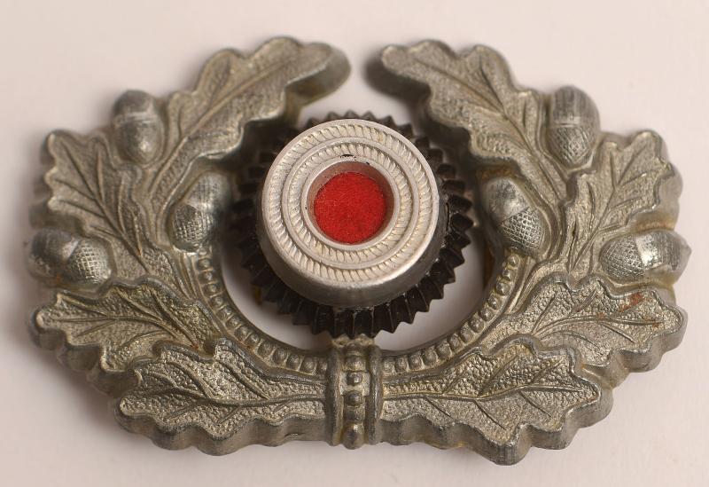 GERMAN WWII ARMY OFFICERS OR NCO CAP COCKADE.