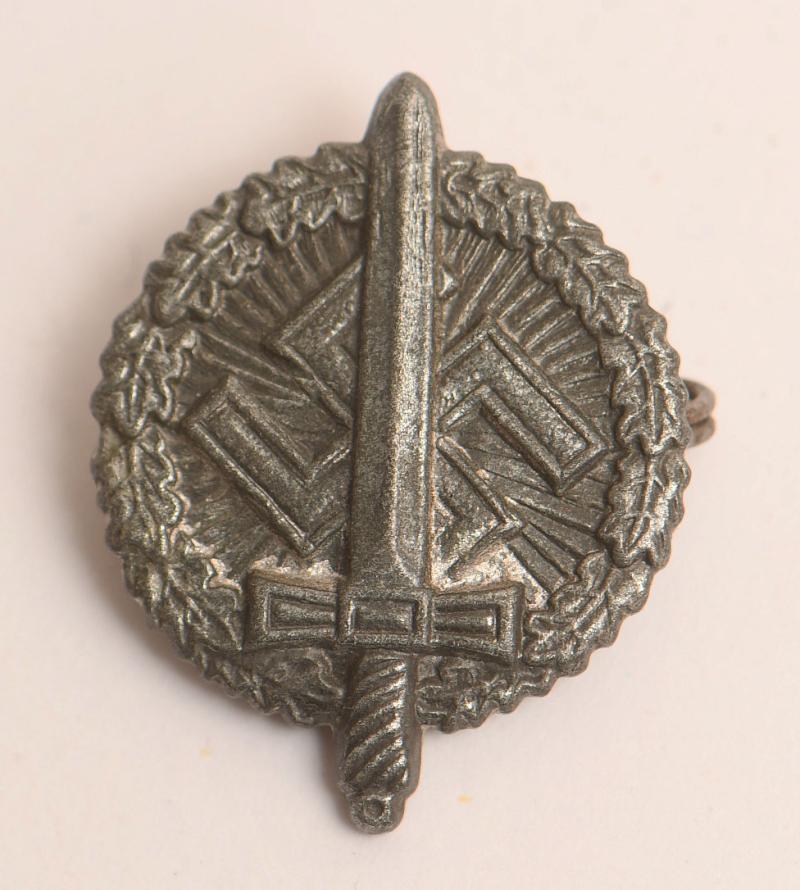 GERMAN WWII NSKOV LAPEL PIN.