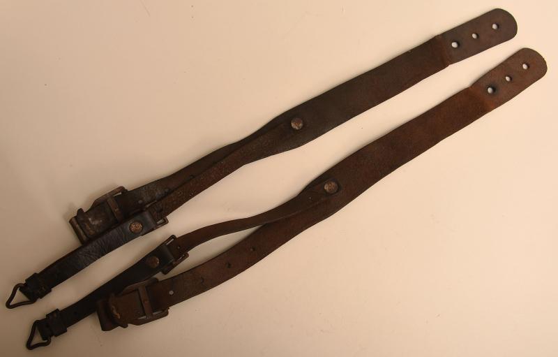 GERMAN WWII M.34 PACK STRAPS.