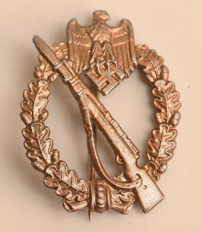 GERMAN WWII INFANTRY ASSAULT BADGE IN BRONZE.