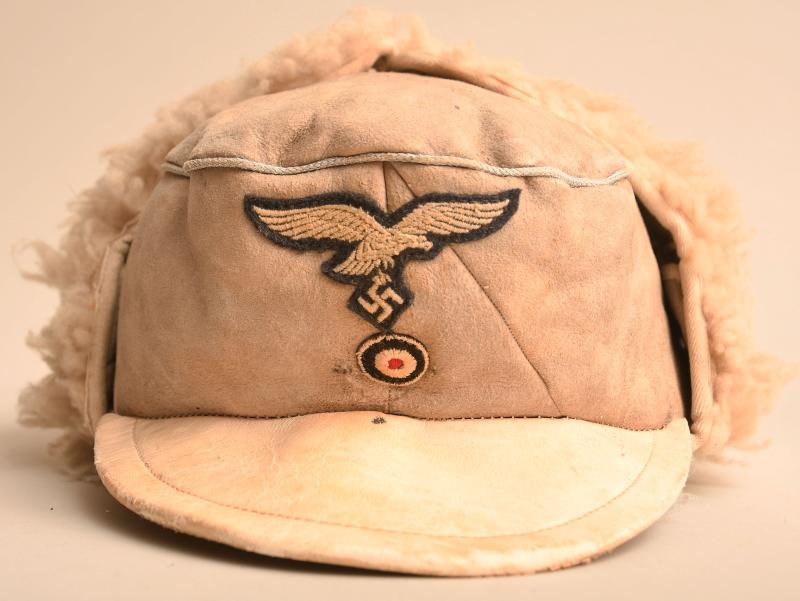 GERMAN WWII  LUFTWAFFE OFFICERS WINTER SHEEPSKIN HAT.