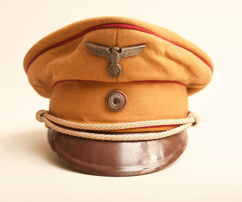 GERMAN WWII NSDAP GAULEITERUNG  VISOR CAP.