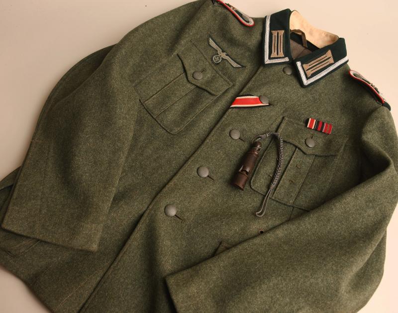 GERMAN WWII M36 ARTILLERY NCOS TUNIC.