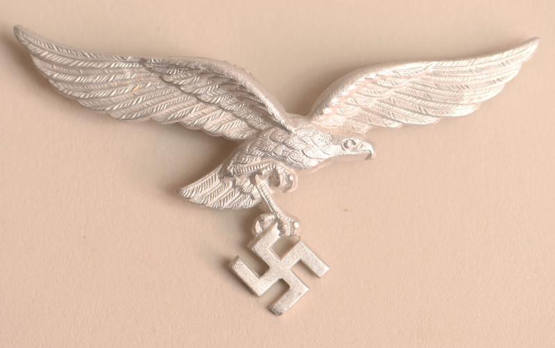 GERMAN WWII LUFTWAFFE ENLISTED MANS CAP EAGLE.