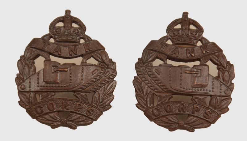 BRITISH WWI OFFICERS TANK CORPS COLLAR BADGES.