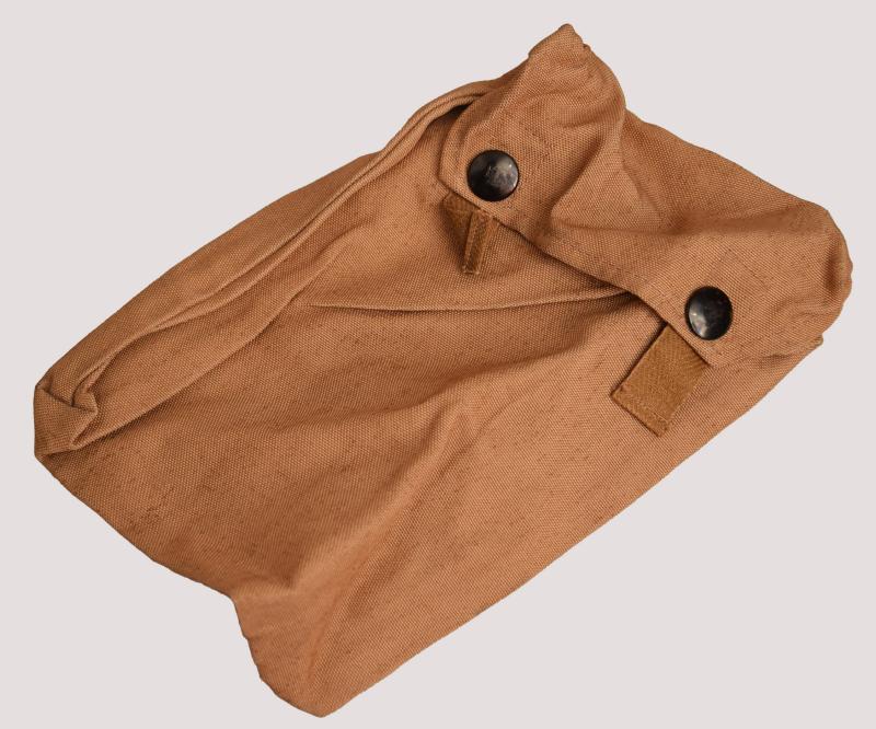 GERMAN WWII TROPICAL GAS CAPE BAG.