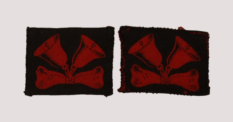 BRITISH WWII 47TH DIVISION MATCHED PAIR OF SHOULDER PATCHES.