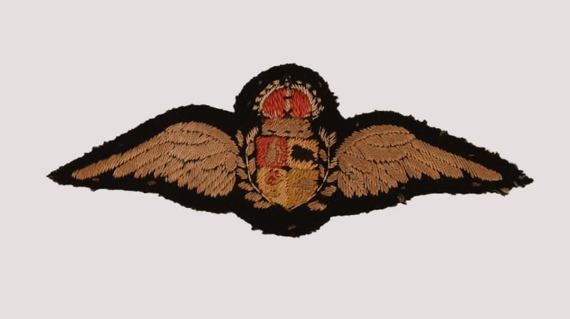 WWII SOUTH AFRICAN AIR FORCE PILOT’S WINGS.