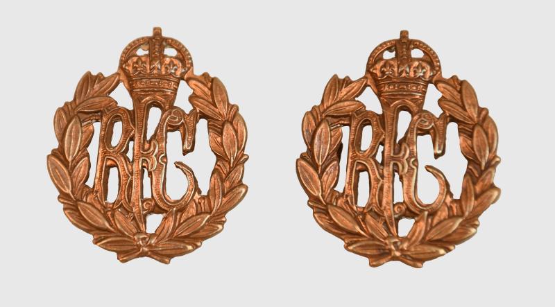 BRITISH WWI ROYAL FLYING CORPS FULL DRESS COLLAR BADGES.