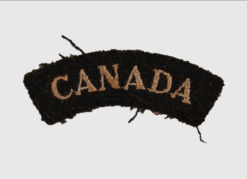 CANADIAN WWII  RAF VOLUNTEER SHOULDER TITLE.