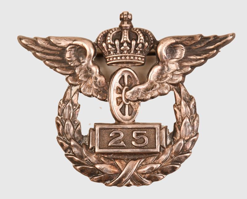 IMPERIAL GERMAN RAILWAY 25 YEAR LONG SERVICE BADGE.