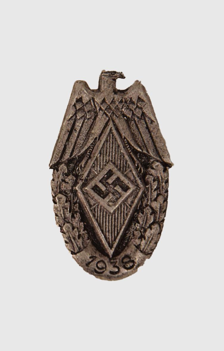 GERMAN WWII HITLER YOUTH REICHSSPORTWEPPKAMPF BADGE 1938.