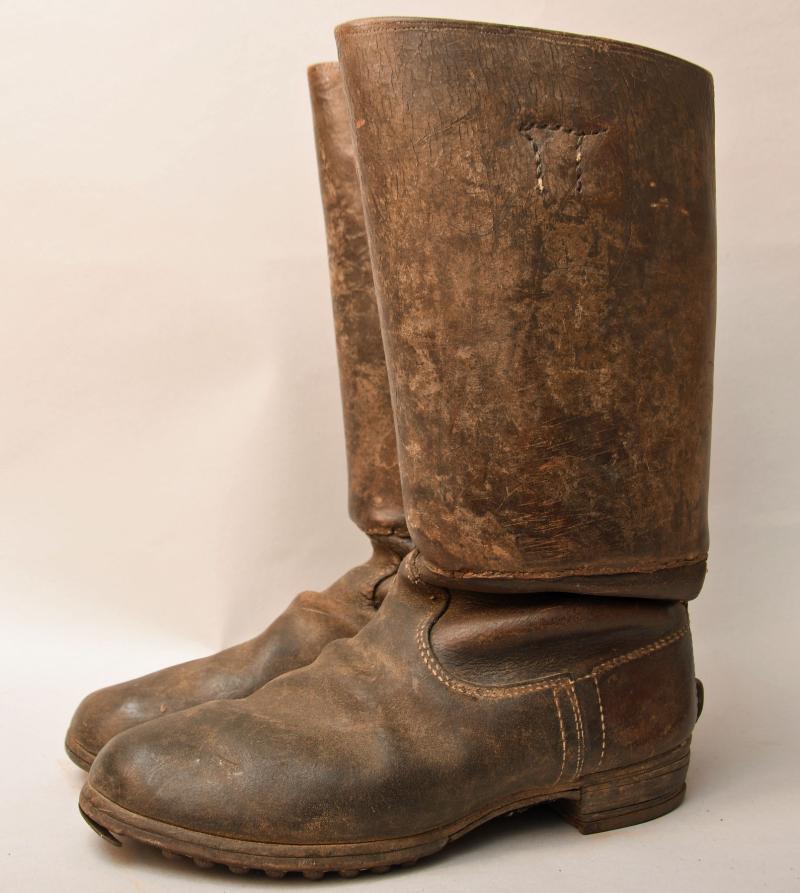 GERMAN WWII ENLISTED MANS JACK BOOTS.