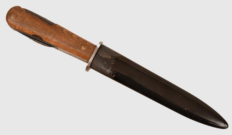 GERMAN WWII MACHINE GUNNERS UTILITY KNIFE.