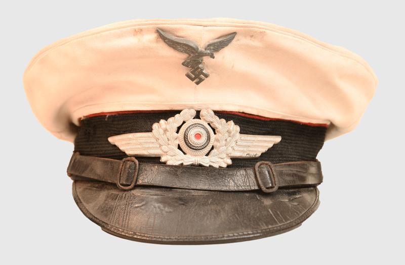 GERMAN WWII LUFTWAFFE ENLISTED RANKS NCO WHITE TOP CAP.