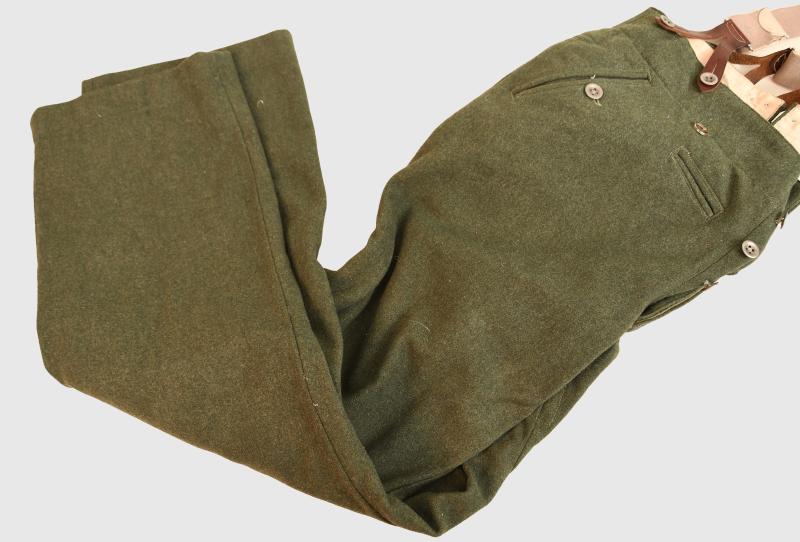 GERMAN WWII M.36 COMBAT TROUSERS.