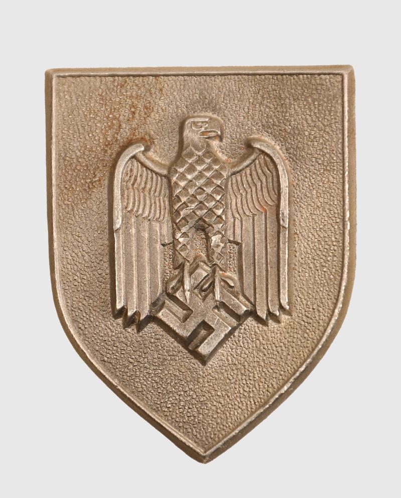 GERMAN WWII ARMY MARKSMANSHIP LANYARD BADGE.