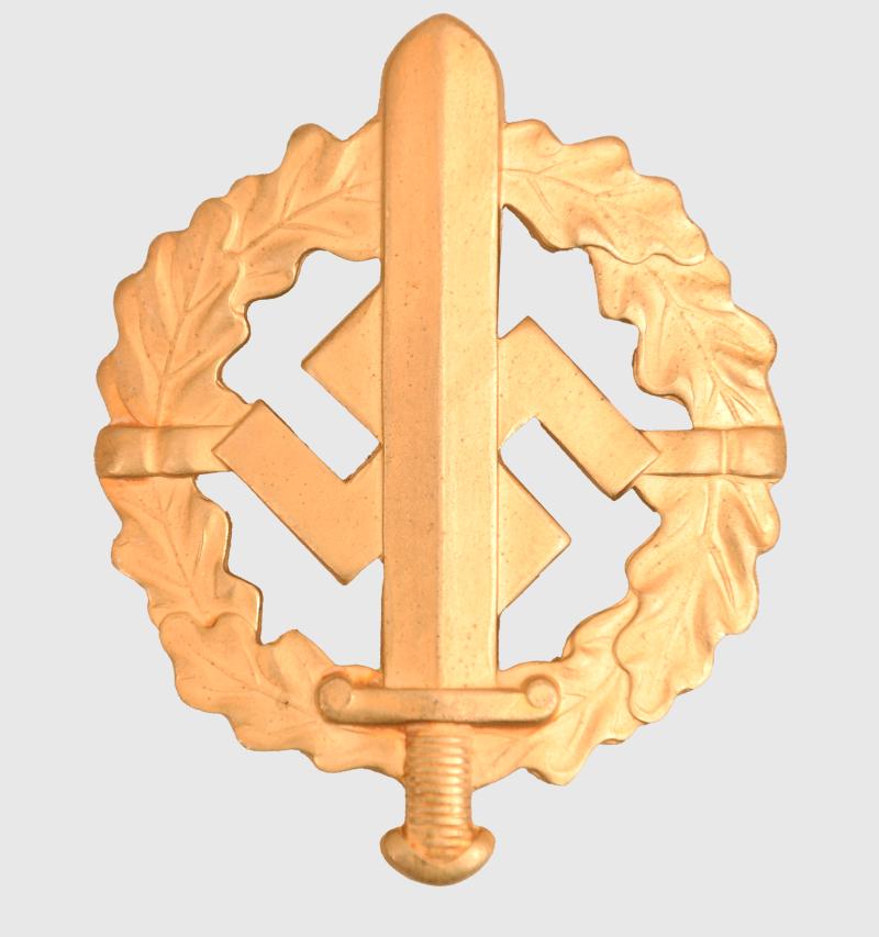 GERMAN WWII SA SPORTS BADGE IN GOLD.