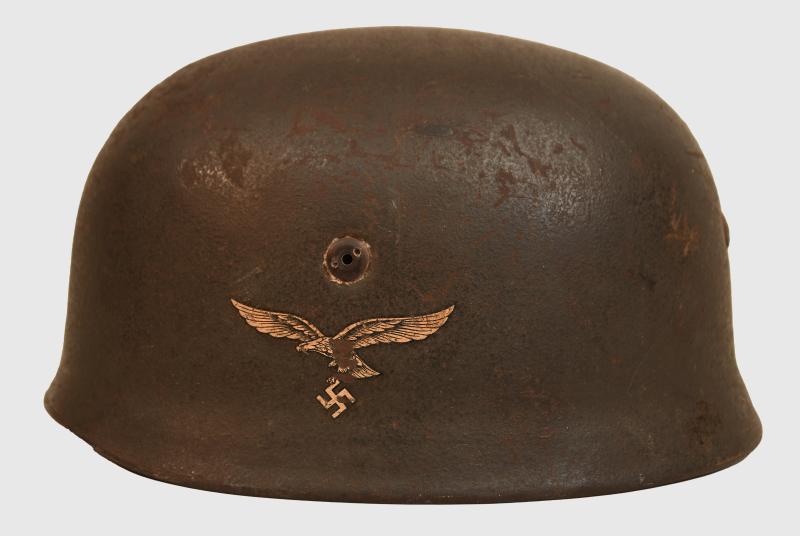 GERMAN WWII LUFTWAFFE SINGLE DECAL PARATROOPER HELMET.