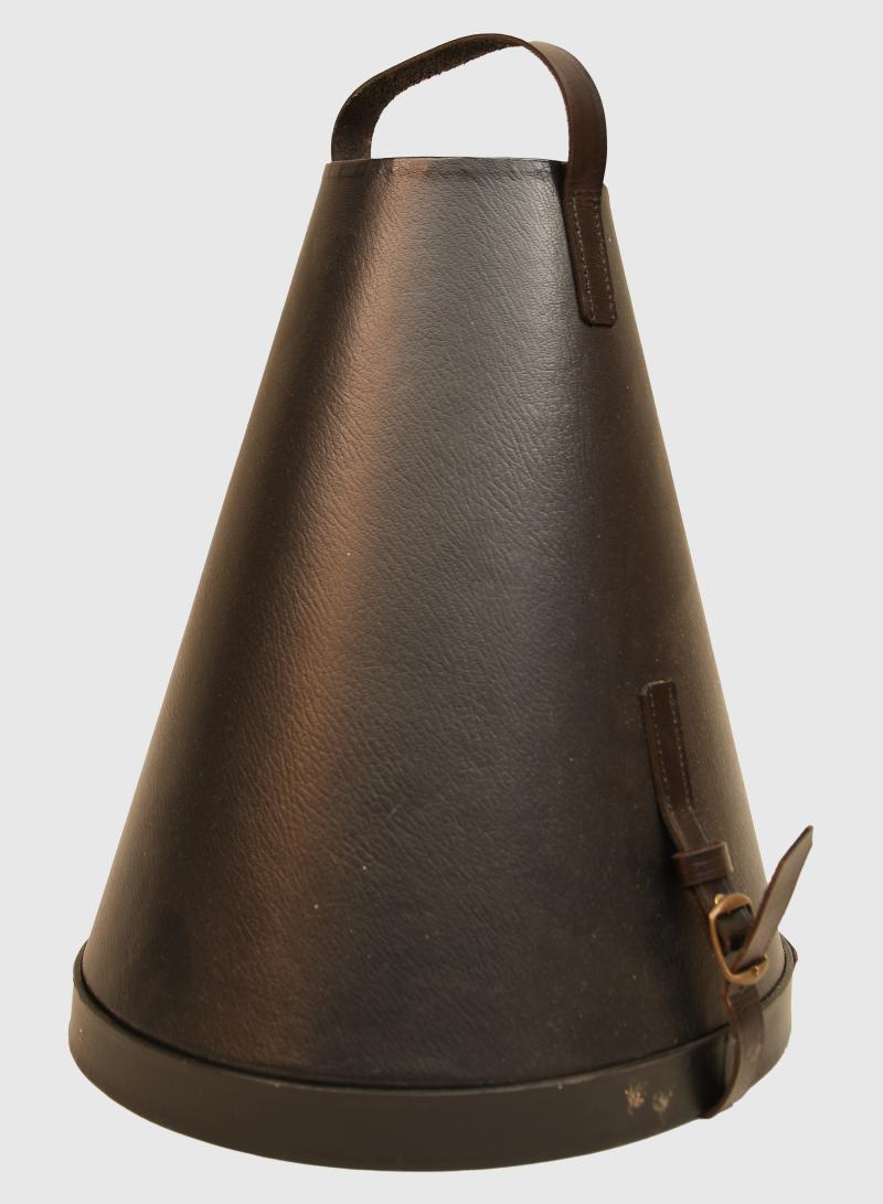 GERMAN WWI REPRODUCTION PICKELHAUBE CARRYING CASE.