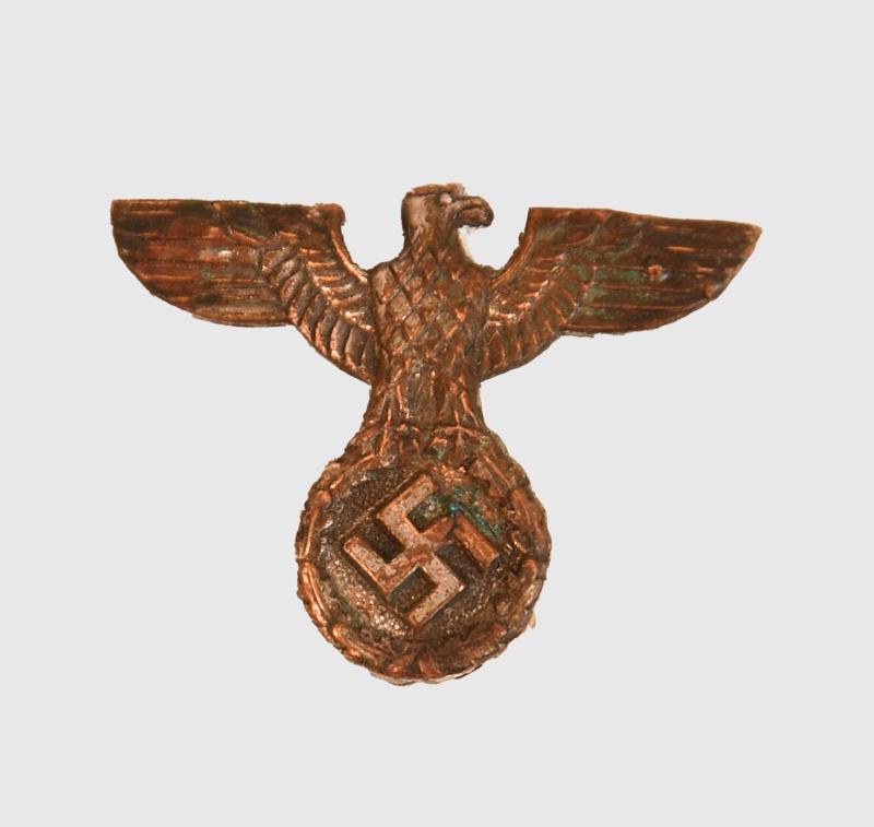 Regimentals GERMAN WWII EAGLE AND SWASTIKA PIN